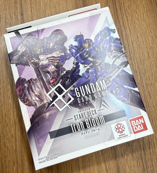 画像1: ガンダムカードゲーム スタートデッキ Iron Bloom[ST05]  (1)